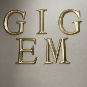 Wall letters